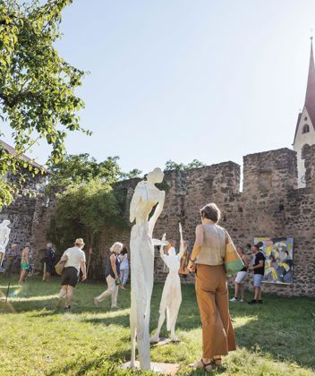 Visitatori del viale culturale  di Gudon