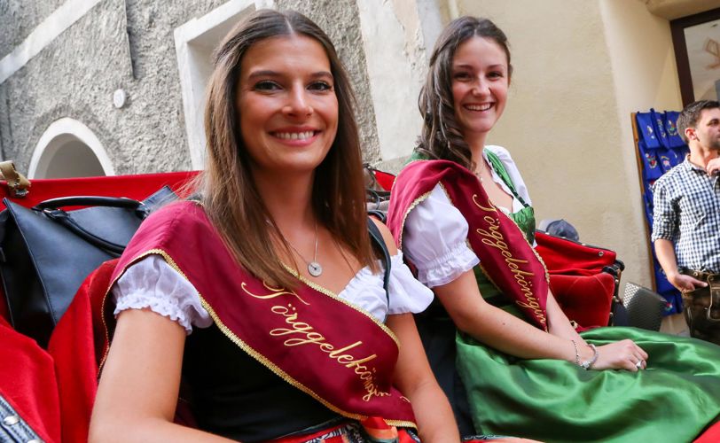 Two Törggele Queens