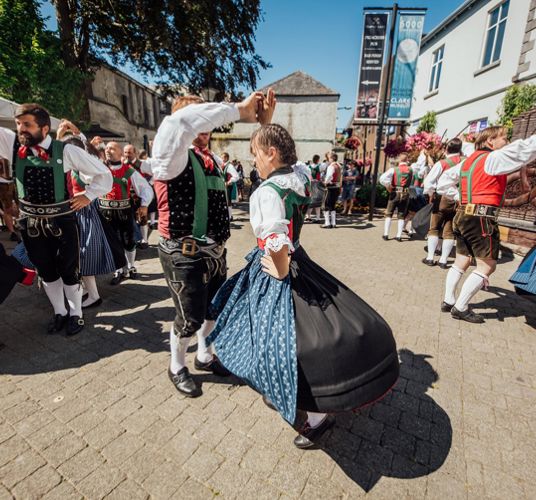 Folkloristic dancing group of Villanders